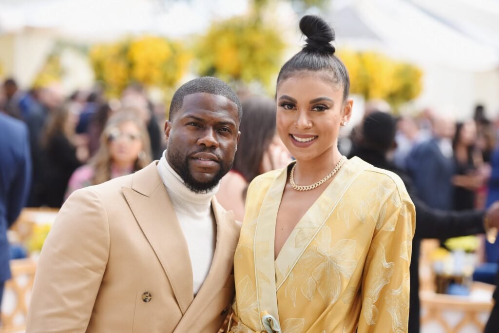 Kevin Hart Wife Height